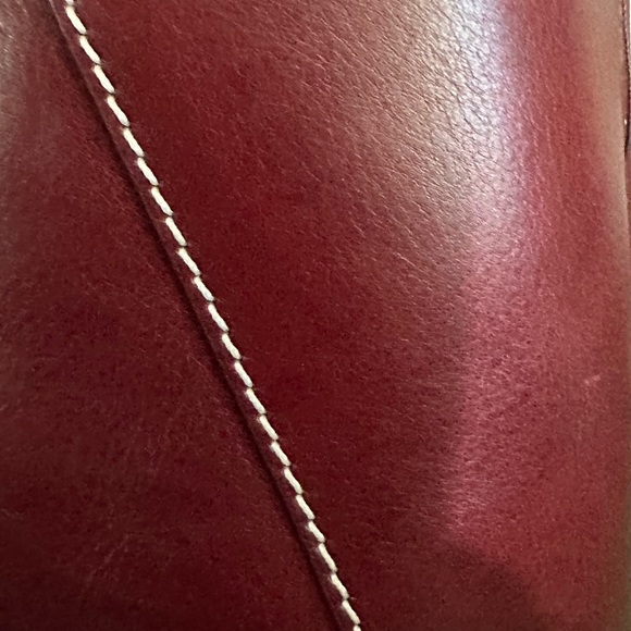 Dooney & Bourke Wine Leather Saddle Purse with Contrast Stitching - Picture 6 of 7